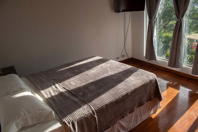 Apartamento | 4 Ambientes | Frente UCIMED | Sabana Oeste
