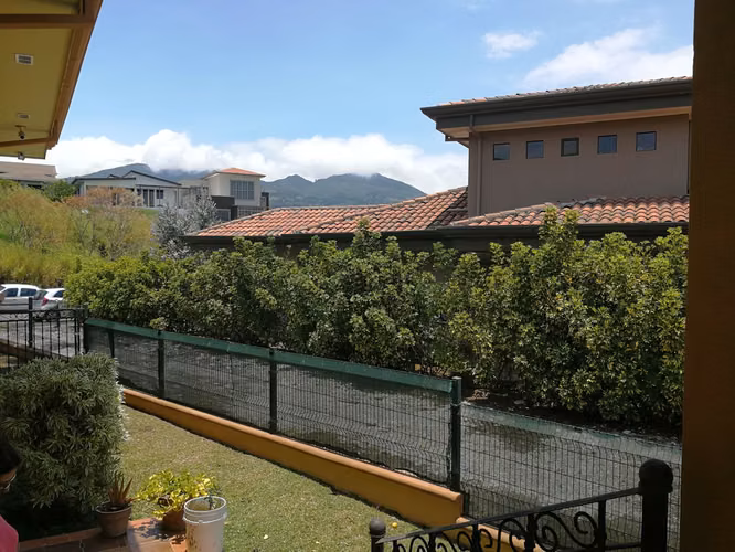 Heredia S.Isidro, Lomas del zurqui, casa de lujo, vista