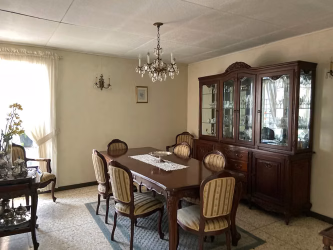 Se vende casa uso suelo mixto en San Pedro, Montes de Oca (AD) - Imagen 4
