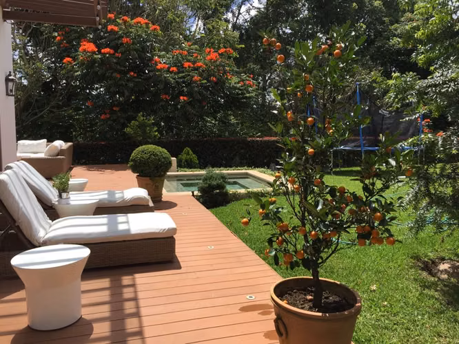 Se Vende/alquila casa contemporánea de 2 plantas en Monterán, Curridabat (AD)