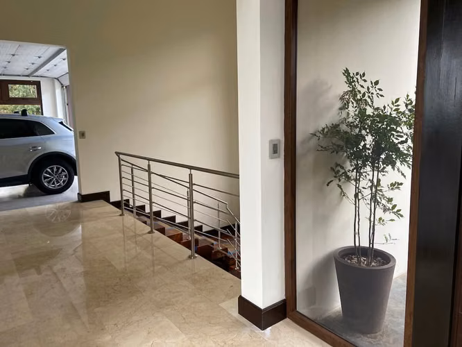 Se vende casa con espectacular vista, H.Gregal, Curridabat (AD) - Imagen 11