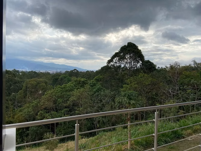 Se vende casa con espectacular vista, H.Gregal, Curridabat (AD) - Imagen 7