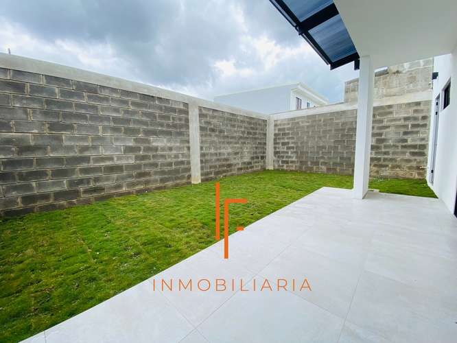 Amplias Casas 5 habitaciones en Condominio Tres Ríos