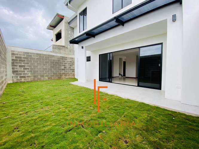 Amplias Casas 5 habitaciones en Condominio Tres Ríos
