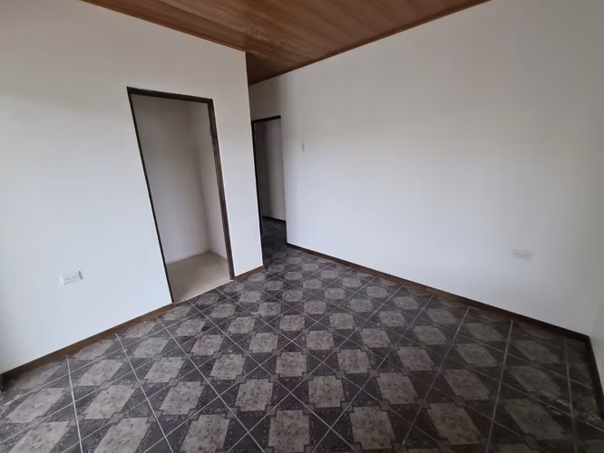 Se vende edificio de apartamentos Guápiles (FE)