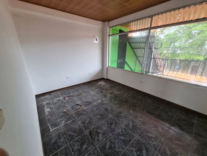 Se vende edificio de apartamentos Guápiles (FE)
