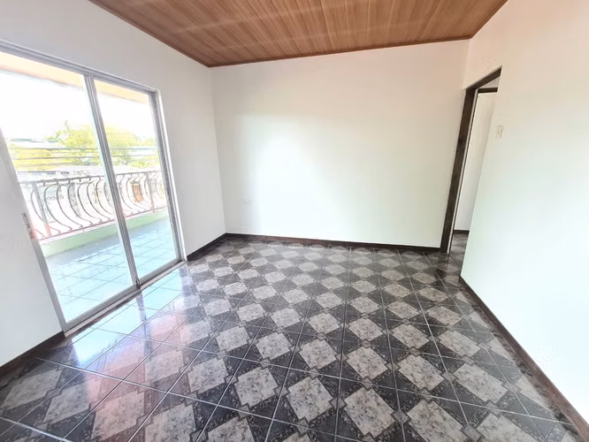 Se vende edificio de apartamentos Guápiles (FE)