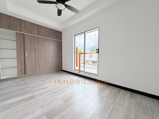 Casa de 2 Niveles en Condominio, Tejar Cartago