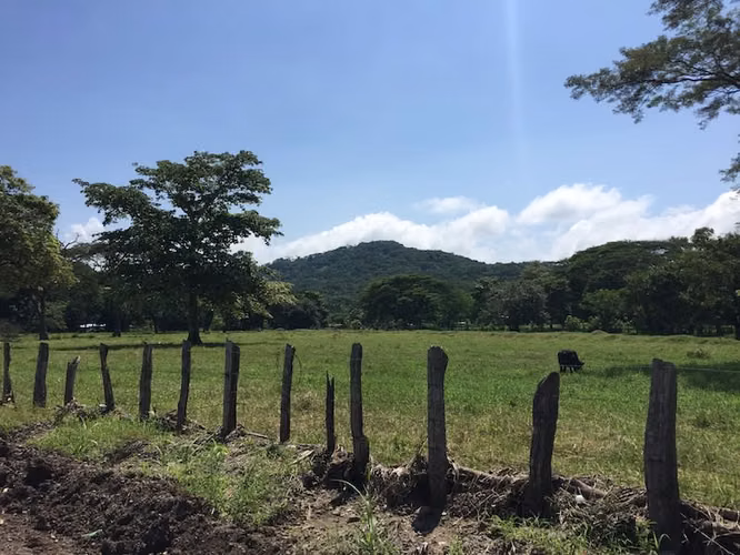 Lote en Zona Industrial- Esparza - Imagen 7