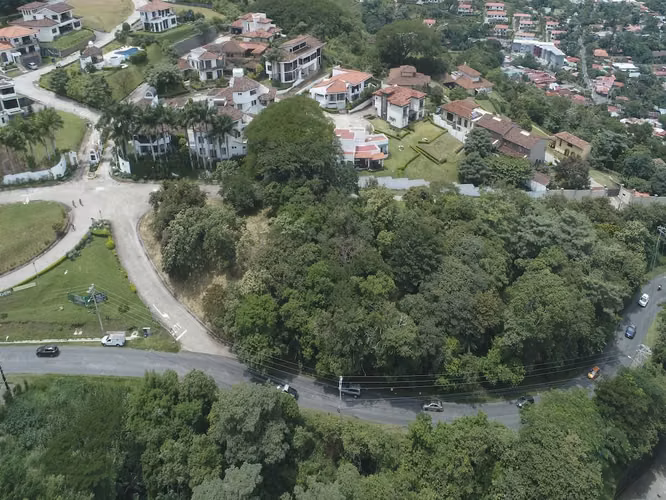 Se vende terreno para desarrollo, Alto de las Palomas Santa Ana (AD) - Imagen 8