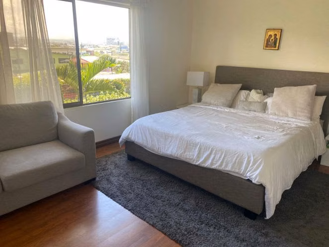 Alquiler de hermosa y amplia Casa en Cerro Alto. Con acabados de lujo, ubicación exclusiva - Imagen 14