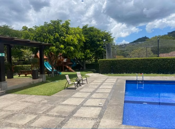 Alquiler de hermosa y amplia Casa en Cerro Alto. Con acabados de lujo, ubicación exclusiva - Imagen 20