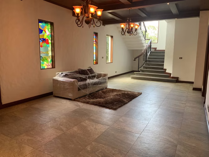 Vendo casa nueva San Isidro Heredia - Imagen 3