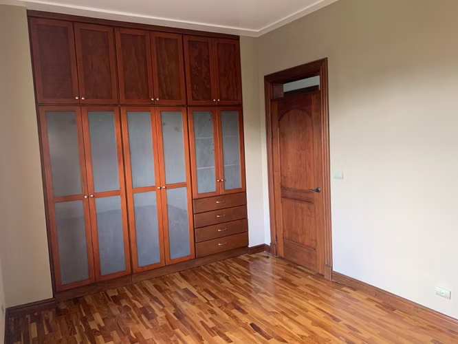 Vendo casa nueva San Isidro Heredia - Imagen 11