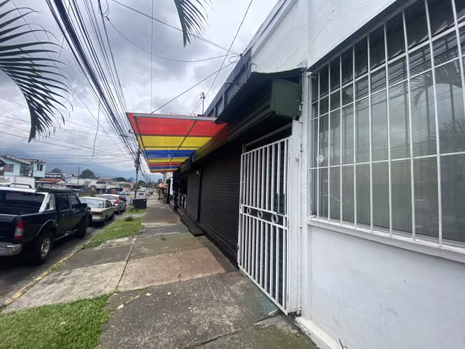 Venta de 4 propiedades para desarrollo, Parque de la Paz (AD) - Imagen 11