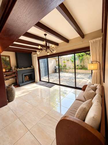Alquiler Casa Rohrmoser | 6 Habitaciones + 4 Parqueos | A minutos de La Sabana | $2,200/ mes - Imagen 7