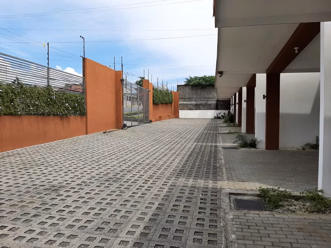 Se Vende Casa en Condominio Terra Azul # 1 en San Pablo de Heredia