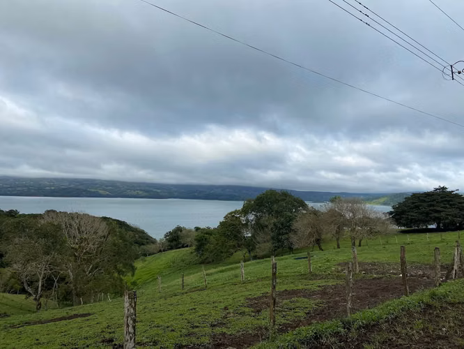 Se vende terreno para desarrollar al lado del Volcán Arenal (AD) - Imagen 5