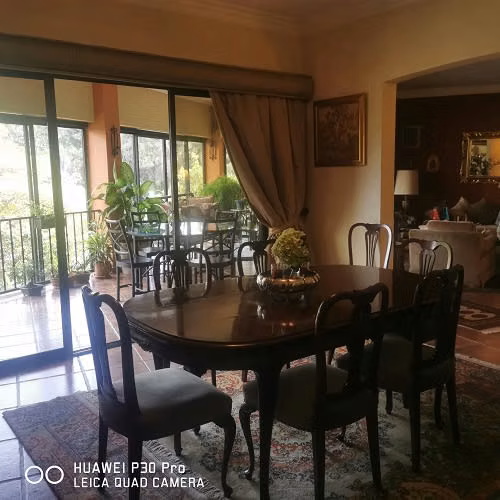 ESCAZU  con vista Casa independiente + apartamento