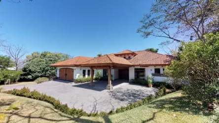 Luxury house for Sale