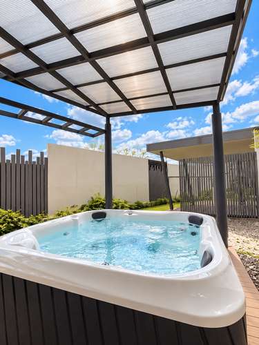 Casa Moderna en Condominio Blue Cariari Belén | 2 Habs + 2.5 Baños + Jardín + Gym + Prevista EV | $212k USD | Año 2023 - Imagen 6