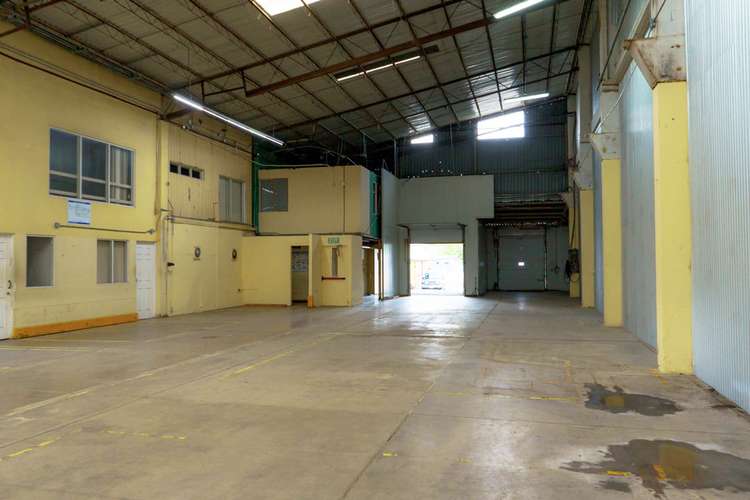 ¡Punto estratégico! Nave industrial Cipreses de Curridabat