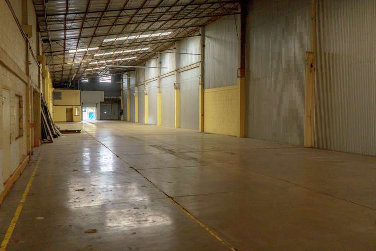¡Punto estratégico! Nave industrial Cipreses de Curridabat