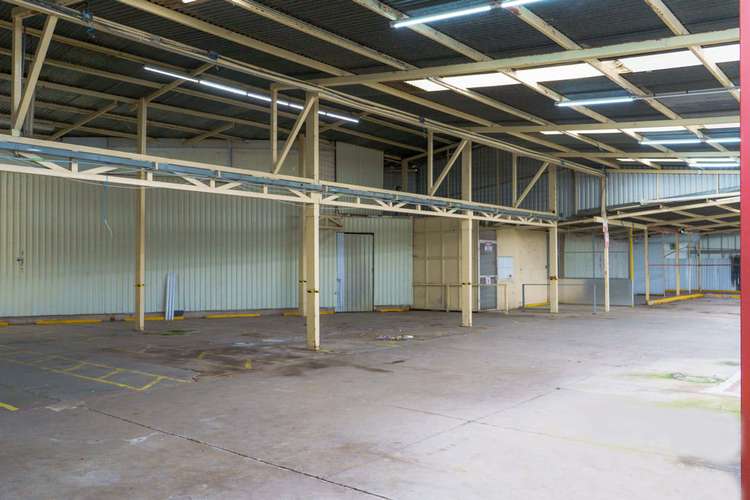 ¡Punto estratégico! Nave industrial Cipreses de Curridabat