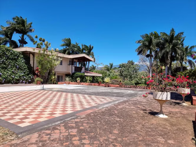 EXCLUSIVA PROPIEDAD TIPO QUINTA - EN VENTA - ALAJUELA - Imagen 19