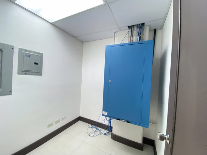 Alquiler de oficinas Paseo Colón 140m2 y 161m2