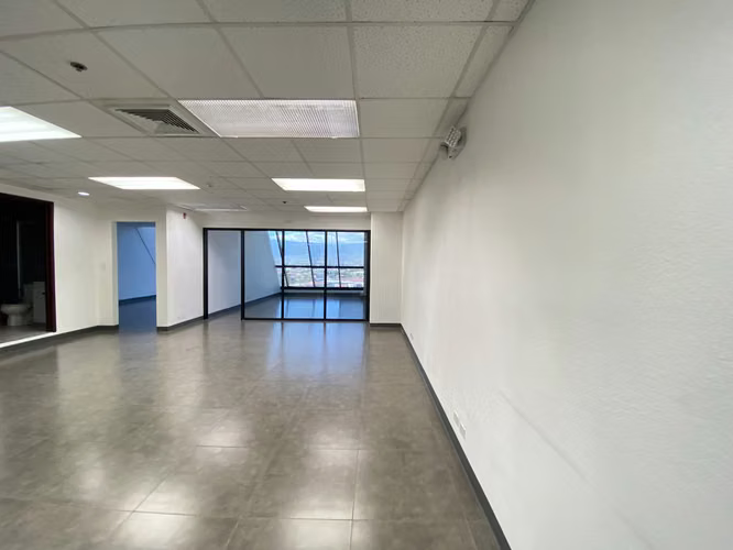 Alquiler de oficinas Paseo Colón 140m2 y 161m2