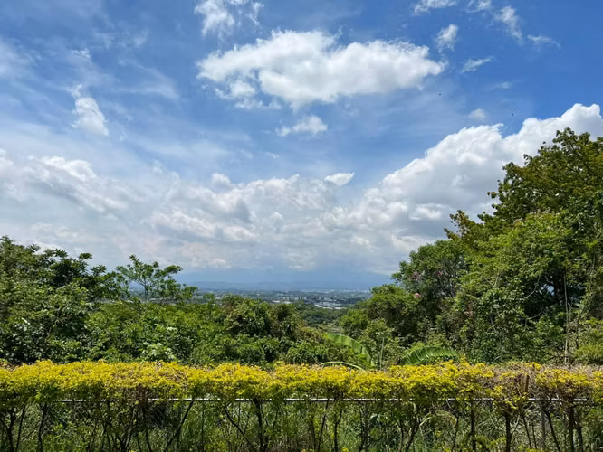 Se vende propiedad de 2600 metros cuadrados Piedades Santa Ana - Imagen 19