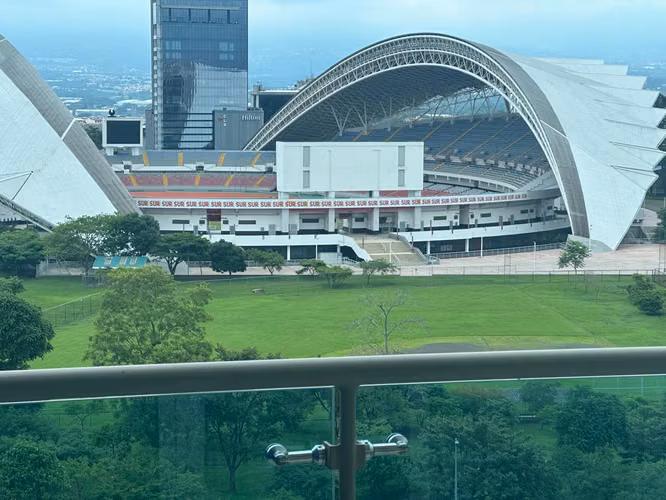 Se vende Amplio apartamento en Condominio Sabana Real