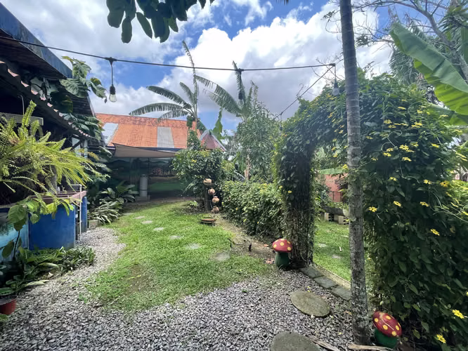Se vende propiedad con uso mixto en Granadilla, Curridabat (AD) - Imagen 6