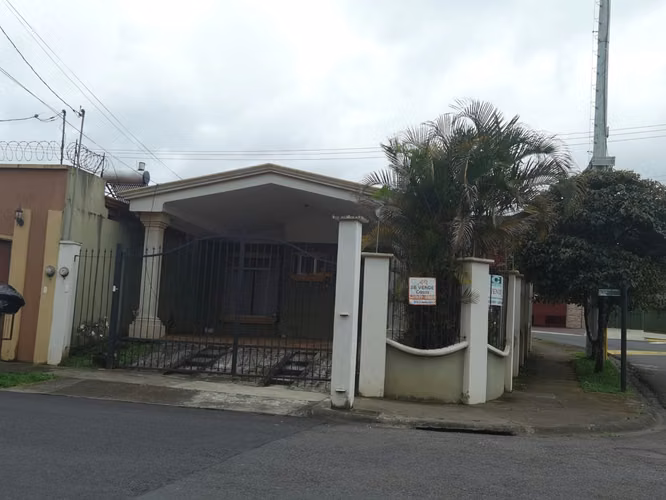 Casa San Juan de La Unión, Residencial Vistas del Este