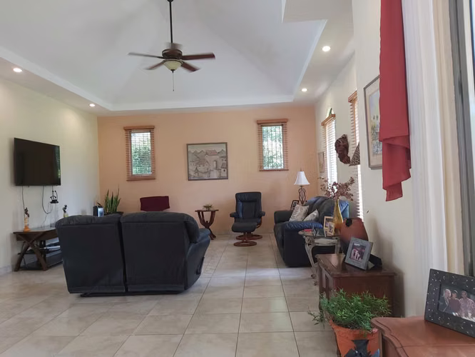 VENTA DE CASA EN SAN MATEO ALAJUELA CON PISCINA