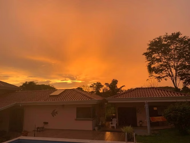 VENTA DE CASA EN SAN MATEO ALAJUELA CON PISCINA