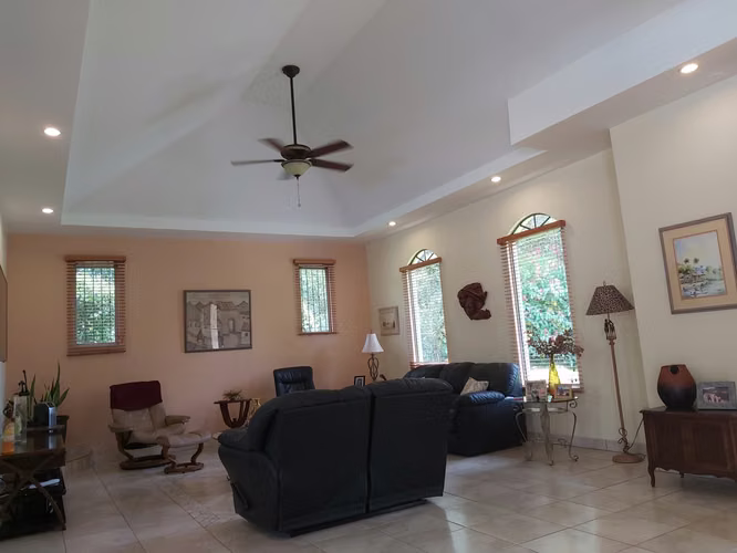 VENTA DE CASA EN SAN MATEO ALAJUELA CON PISCINA