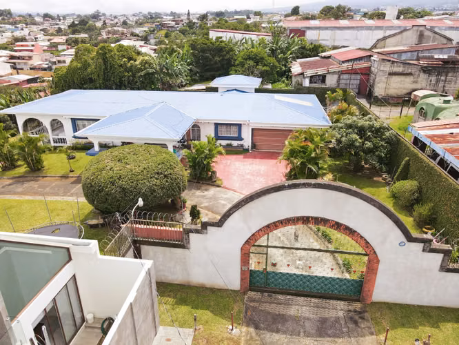 Propiedad en venta en Guadalupe para desarrollo inmobiliario (FE)