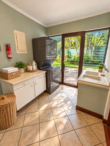 Viva en la  Naturaleza,Alquiler Residencia de Lujo Cerro Colón | 604m² c/  6 dor + 5 Baños + 5 Park | $3,500  / mes