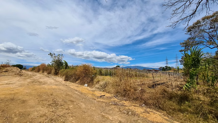 Venta terreno plano para desarrollo c/río al fondo Guácima Alajuela - Imagen 7