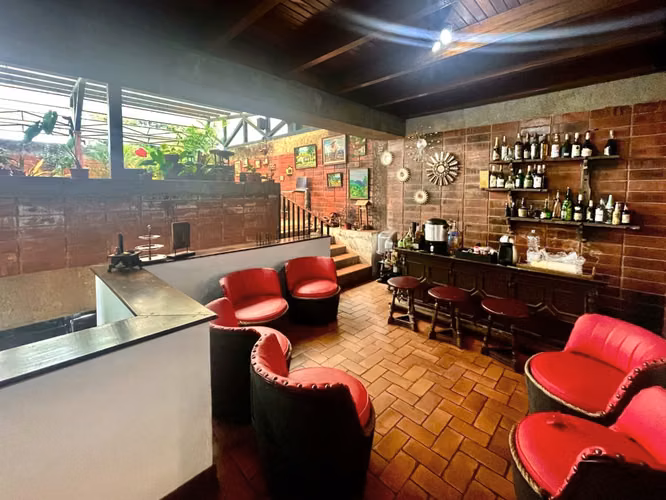 Se vende Casa independiente en Montelimar, Goicoechea (AD).