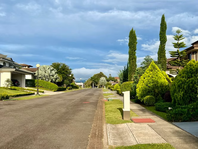 VENDO LOTE DE 361 M2 EN SAN ISIDRO DE HEREDIA - Imagen 18