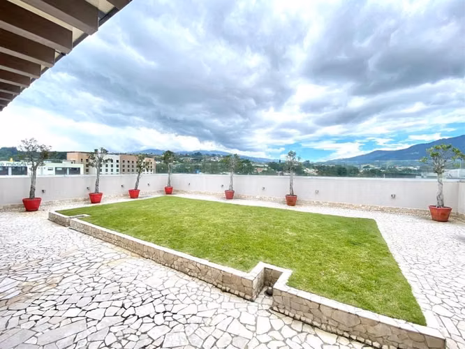 ALQUILER DE APARTAMENTO - LOMAS DE AYARCO - CURRIDABAT