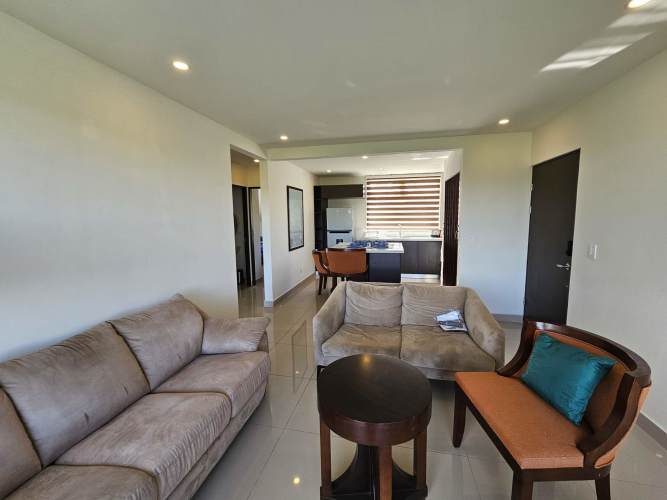 Fully Furnished 2 bedroom Condo