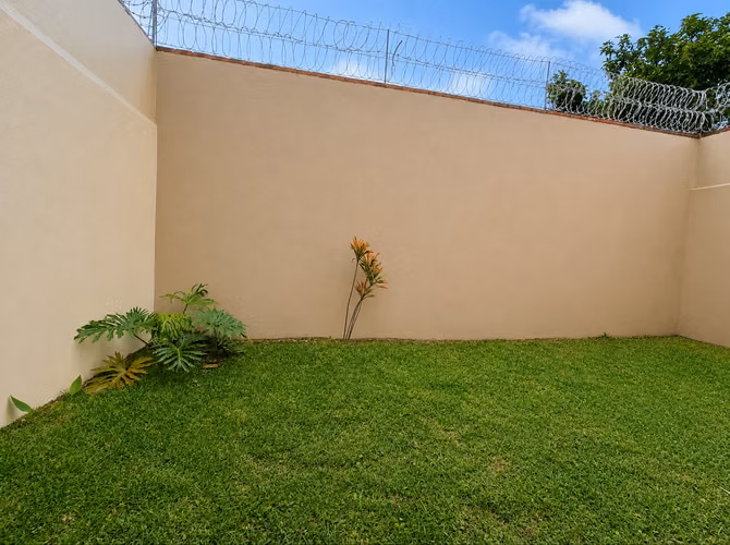 VENTA CASA TIBÁS