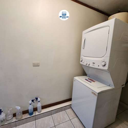 Alquiler de Apartamento Amueblado  en Escazu