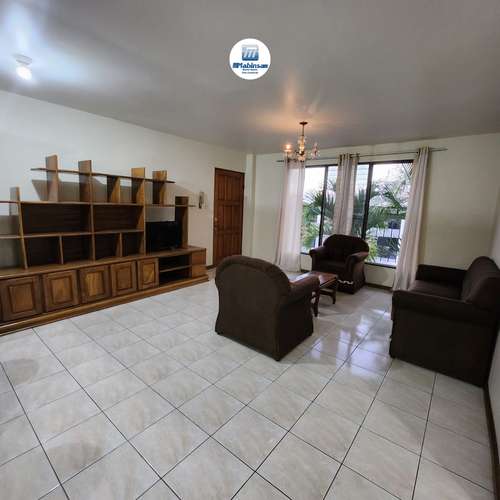 Alquiler de Apartamento Amueblado  en Escazu