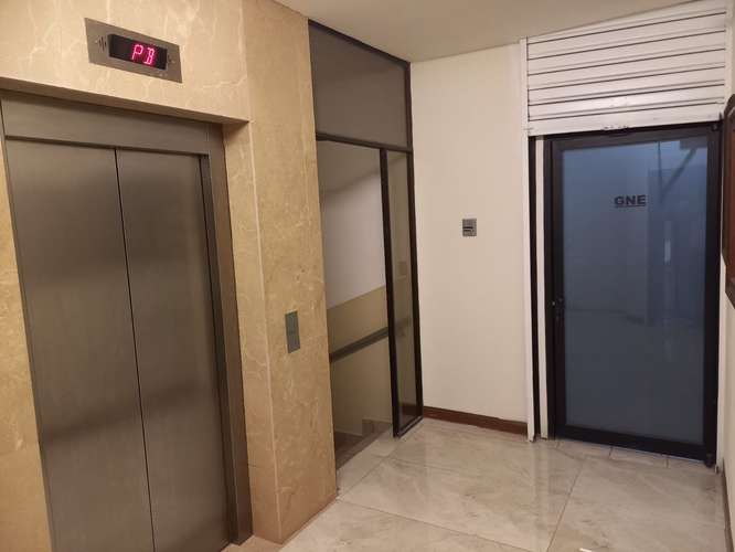 Oficinas para alquiler en Ayarco, Curridabat (Espacios desde los $350-$1200)