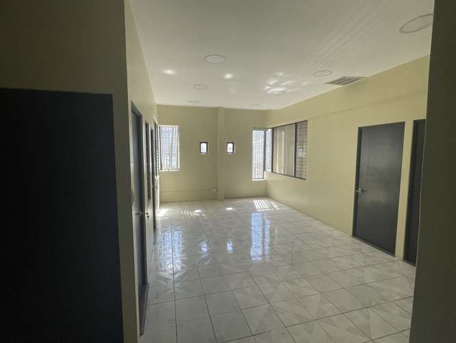 Oficinas para alquiler en Ayarco, Curridabat (Espacios desde los $350-$1200)